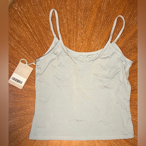 NWT Everlane Scoop Neck Camisole, Light Blue - Picture 3 of 6
